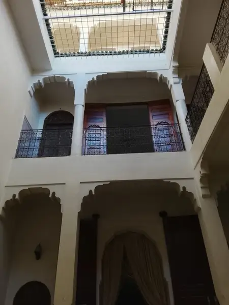 Maison 12 chambres à vendre à Bab Jdid — 1 800 000 DH - Photo 1
