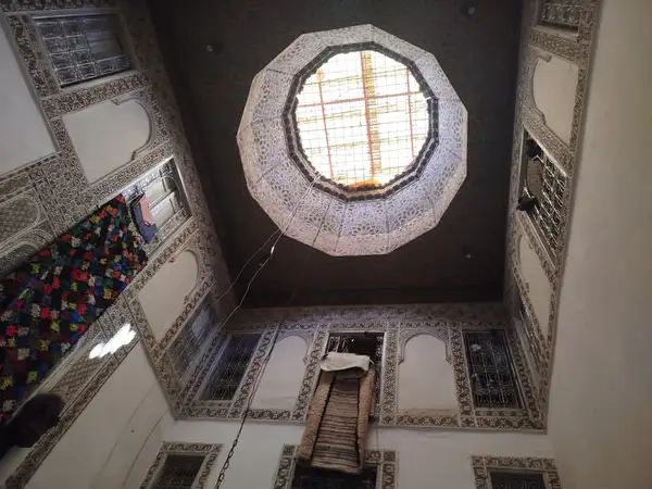 Maison 7 chambres à vendre à Bouajjara — 1 200 000 DH - Photo 2