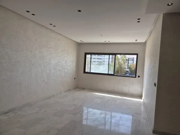 Appartement 3 chambres à vendre à Champs de Courses — 1 419 000 DH - Photo 1