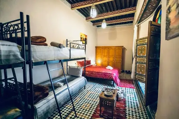 Riad 6 chambres à louer à Rcif — 17 000 DH/mois - Photo 5