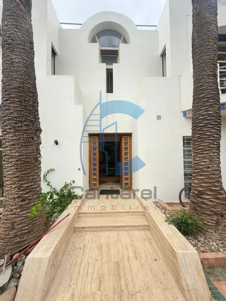 LOCATION MAGNIFIQUE VILLA AIN DIAB