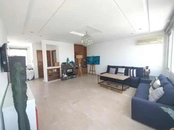 GAUTHIER – PLACE OLLIER | BEL APPARTEMENT SEMI-MEUBLÉ AVEC VUE PANORAMIQUE