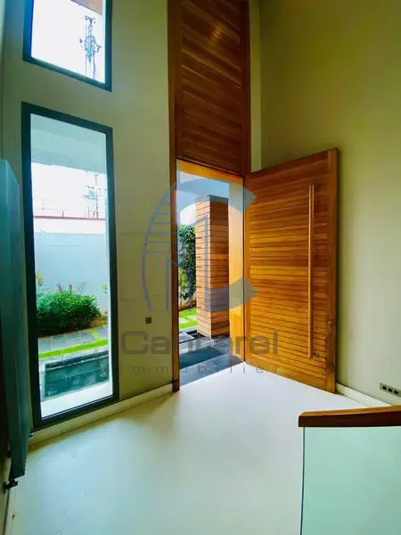 Villa de standing à la vente - Quartier Oasis - 15 000 000 dhs