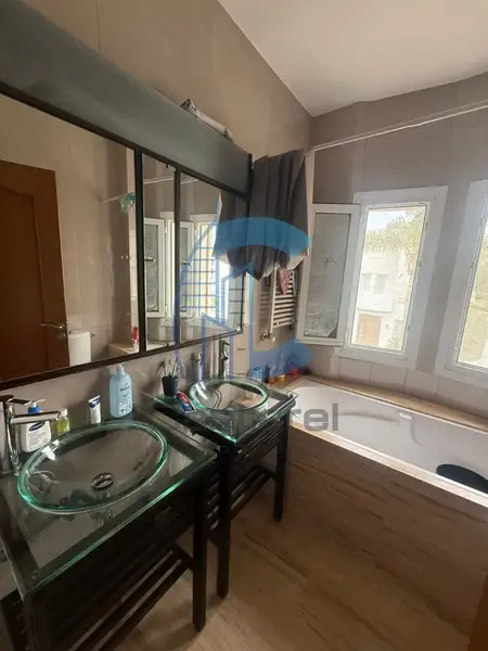LOCATION CHALEUREUX VILLA CALIFORNIE