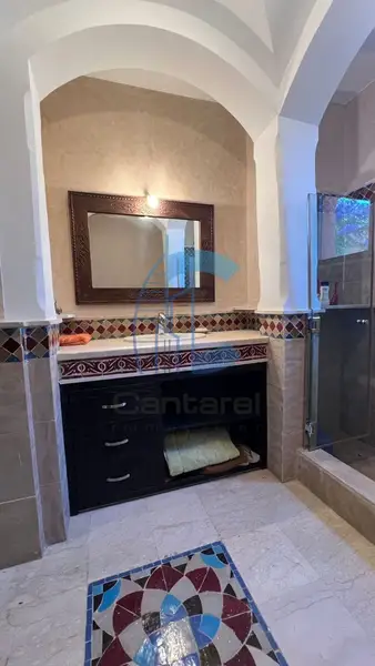 VILLA 4 CHAMBRES NON MEUBLÉE AVEC VUE PISCINE À VENDRE - ROUTE DE OUARZAZATE MARRAKECH