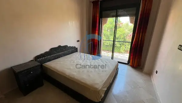VILLA 4 CHAMBRES NON MEUBLÉE AVEC VUE PISCINE À VENDRE - ROUTE DE OUARZAZATE MARRAKECH